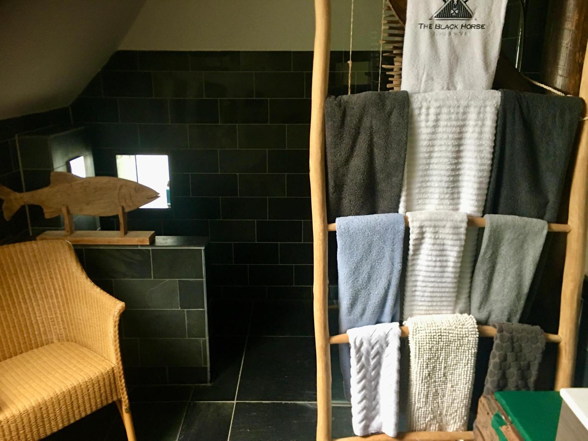 The Black Horse B&B & More Drachten Phòng bức ảnh