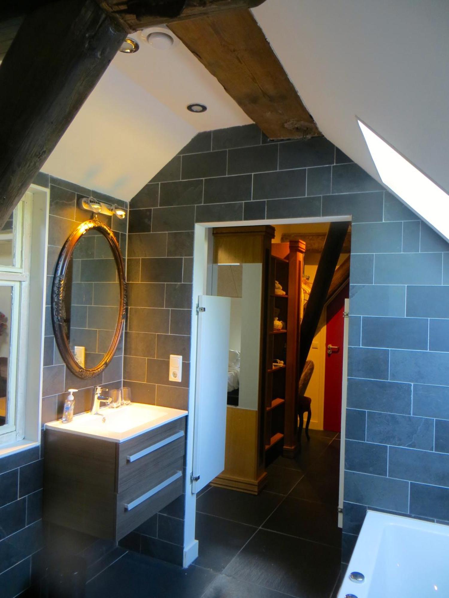 The Black Horse B&B & More Drachten Ngoại thất bức ảnh